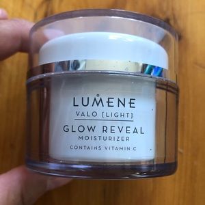 Lumene valo Glow Reveal Moisturizer New Unopened